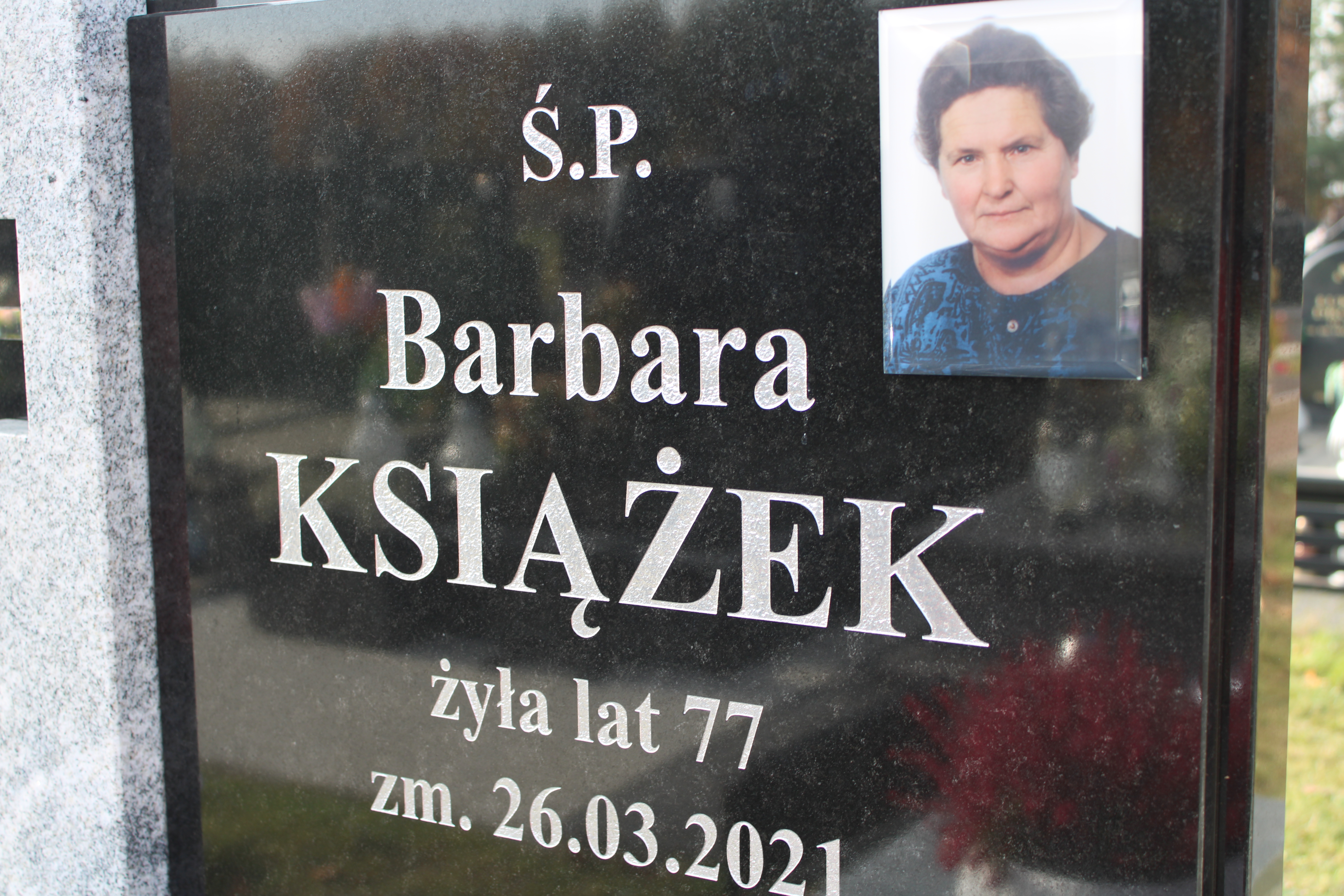 Barbara Książek  1944 Siennica - Grobonet - Wyszukiwarka osób pochowanych